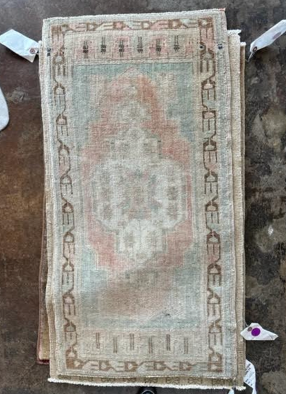 Vintage Mini Oushak Rug - 2'x3'