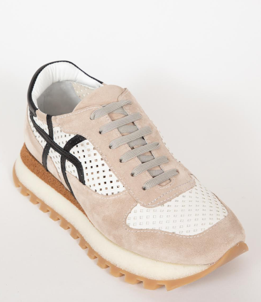 snkrs shipping price