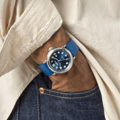 Detrola 41mm - Blue Rubber Strap
