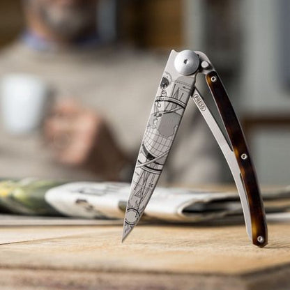 37g Ambered Turtle Knife - Globe Trotter