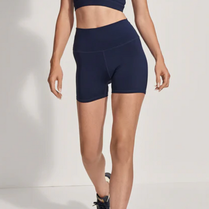 Freesoft High Rise Short 4