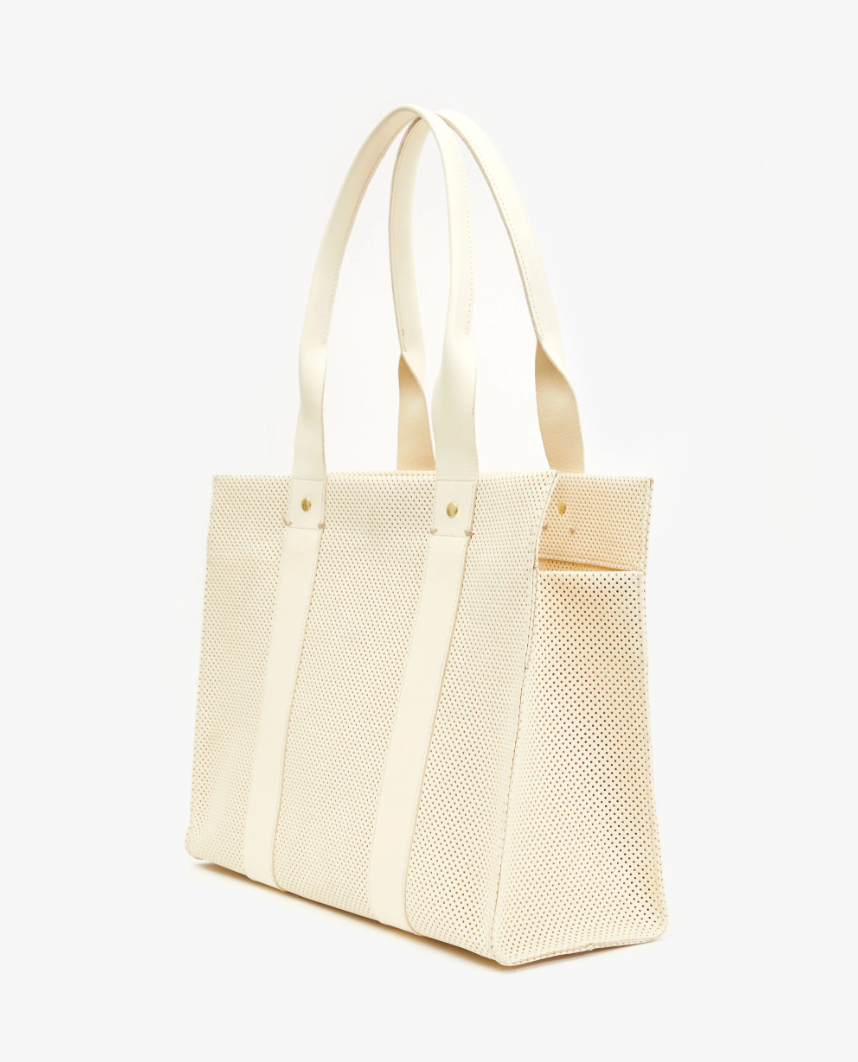 Noemi Tote