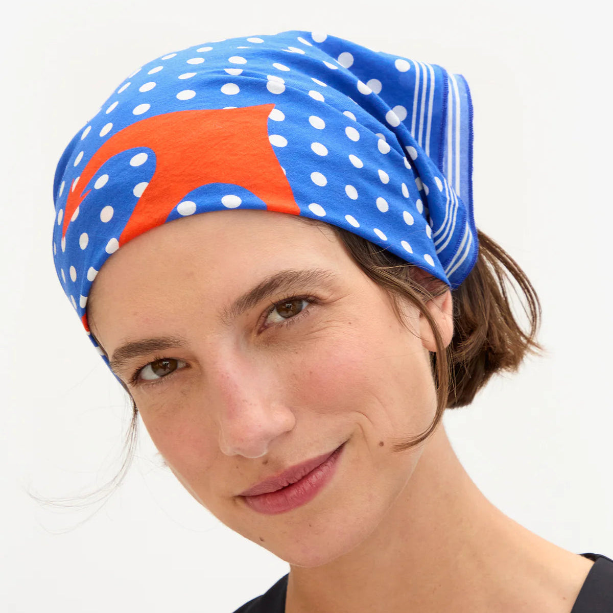 Clare V. Bandana