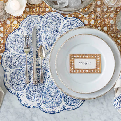 Die-cut Blue Oyster Plate Placemat - 12 Sheets
