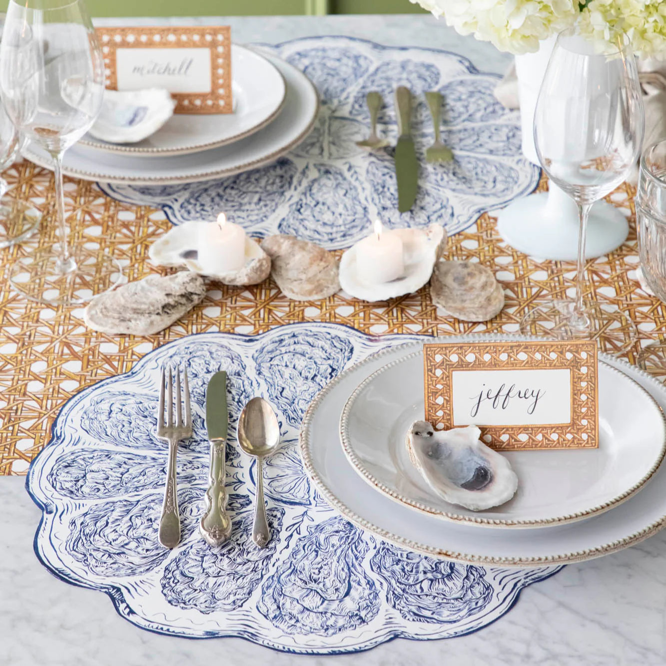 Die-cut Blue Oyster Plate Placemat - 12 Sheets