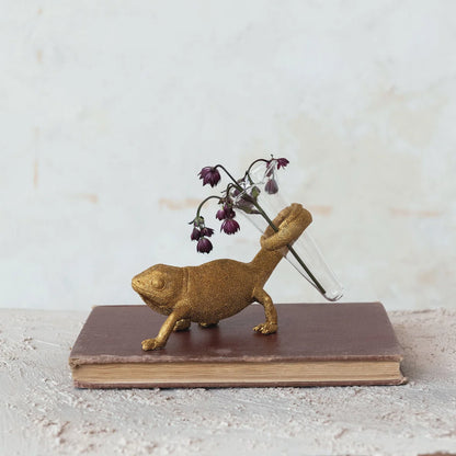 Resin Chameleon w/ Glass Vase
