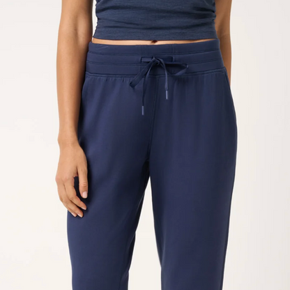 Skyloft Soft Ankle Pant