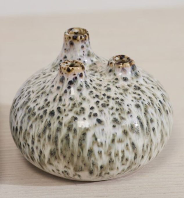 Merle Budvase