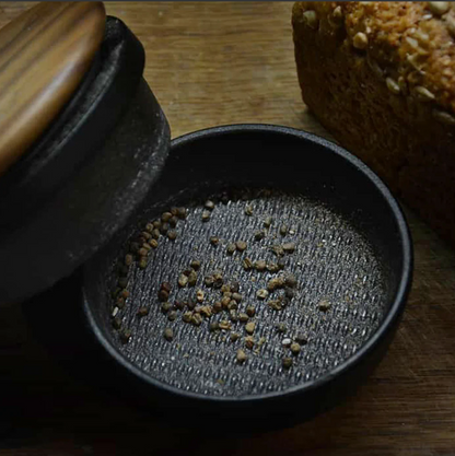 Big Swing Pepper/Spice Mill with Walnut Lid