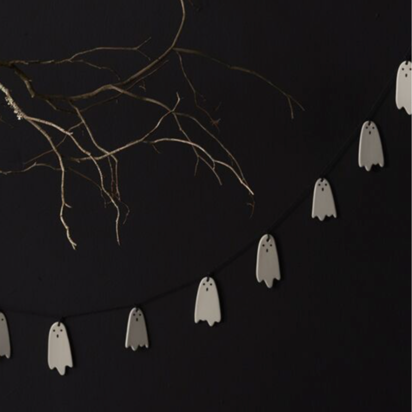 Spooky Ghost Garland