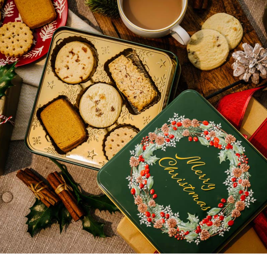 Farmhouse Biscuit Tin