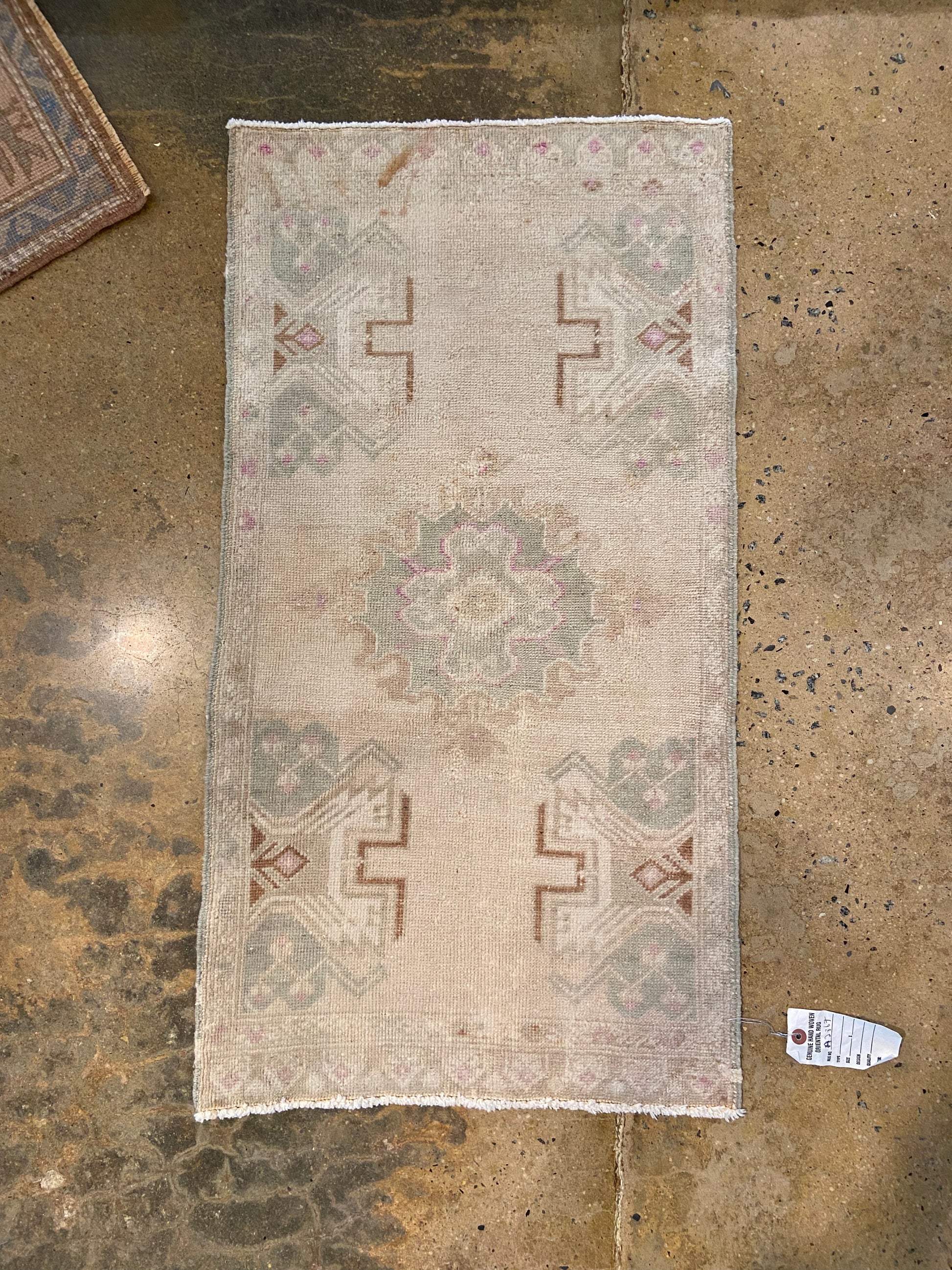 Vintage Mini Oushak Rug - 2'x3'