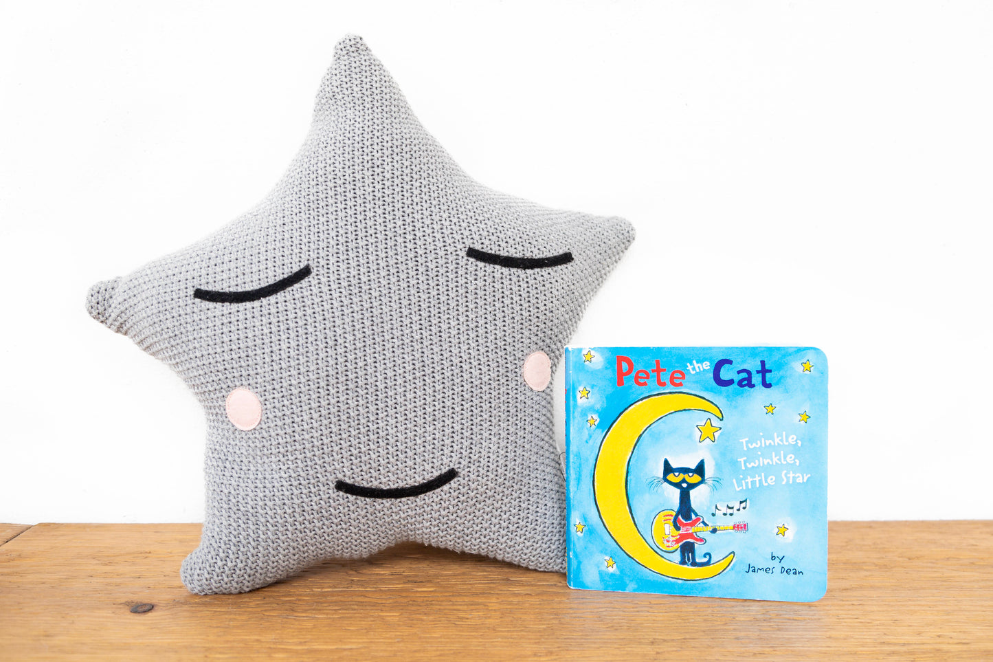 Grey Cotton Knit Star Pillow