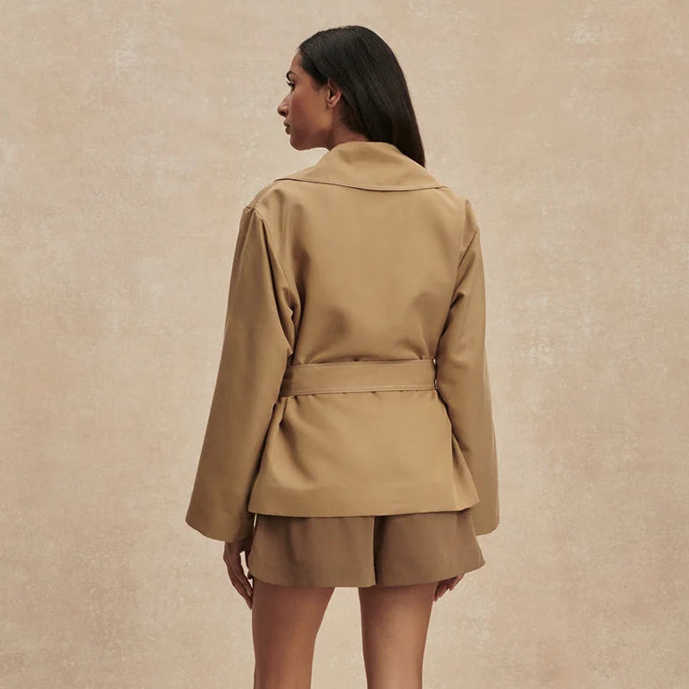 Maddox Short Trench