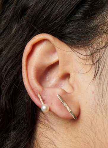 Diamond Rod Pearl Studs 